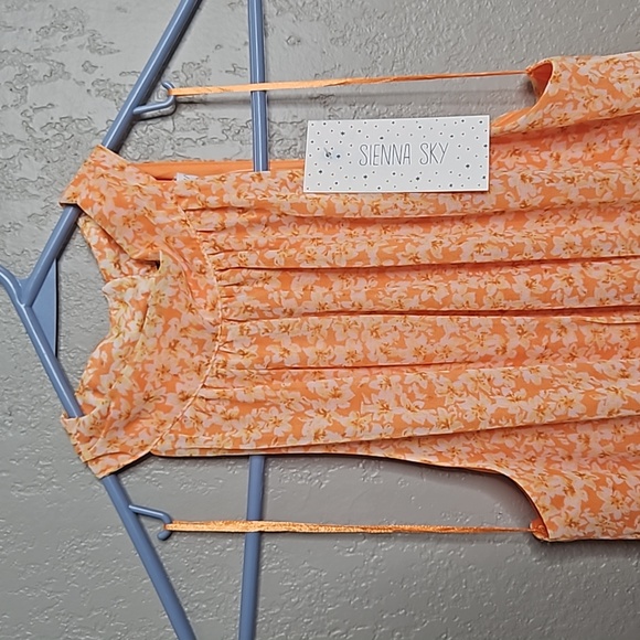 NWT Sienna Sky Orange Dress Medium - Picture 2 of 5